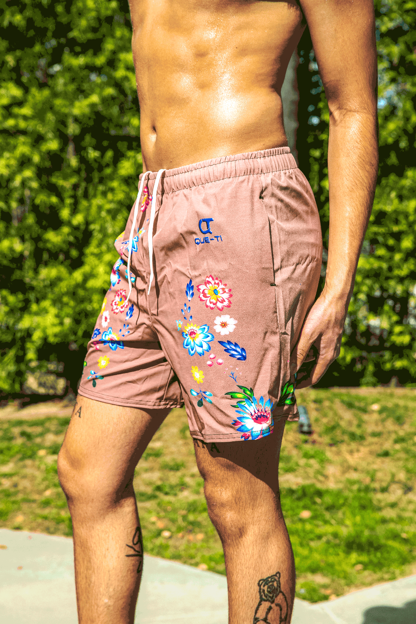 Que-Ti in Flower print