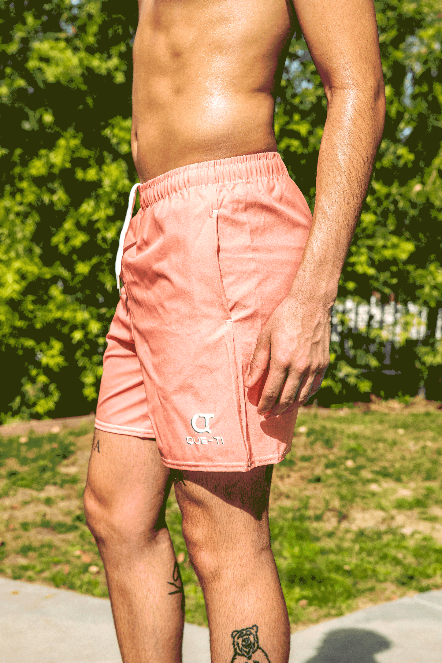 Que-Ti in Pink